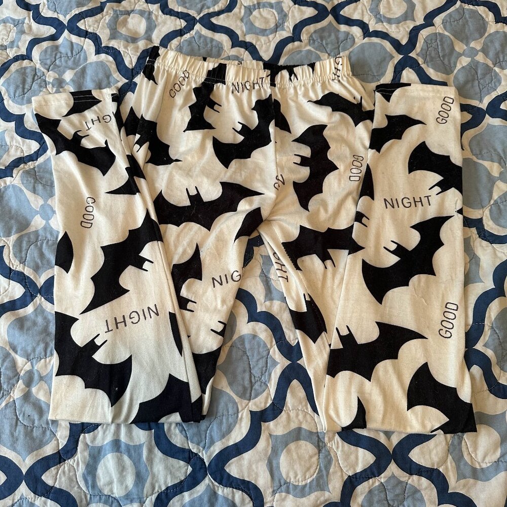 Bat Halloween Leggings Black Cream “Good Night” Print XS